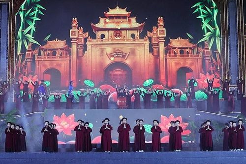 Tin tức đặc biệt trên ấn phẩm Hànôịmới ngày 26-4-2026