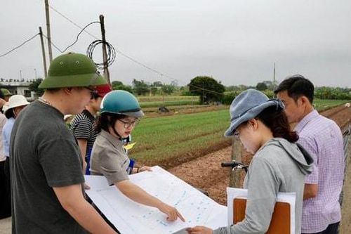 Xã Hồng Vân phân công cán bộ bám cơ sở, đẩy nhanh giải phóng mặt bằng dự án Khu đô thị Olympic