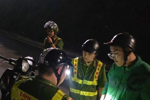 Công an Phường Tây Hồ kiểm tra đột xuất, chấn chỉnh cơ sở kinh doanh có điều kiện về an ninh, trật tự