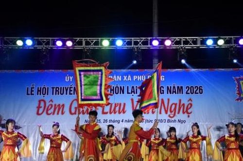 Giữ hồn làng trong nhịp sống đương đại