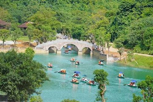 Các địa danh vừa đẹp vừa không quá đông đúc để bạn có thể tận hưởng kỳ nghỉ lễ trọn vẹn 30/4 -1/5