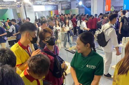 Giới trẻ cần được chuẩn bị gì để chủ động định hình tương lai trước áp lực bùng nổ AI, công nghệ số?