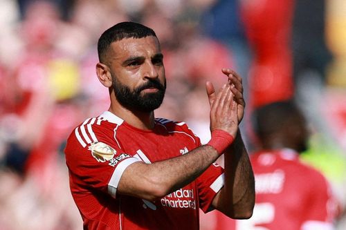 Al Nassr tiến gần tới Salah