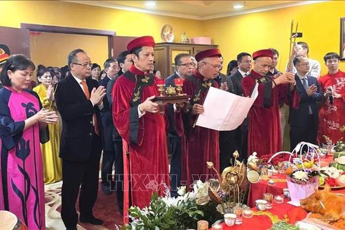 Giỗ Tổ Hùng Vương 2026 ở nước ngoài: Mỗi cộng đồng một cách 'giữ cội'
