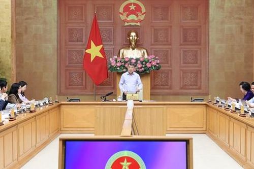 Quyết liệt cắt giảm thủ tục hành chính, phát triển toàn diện ngành văn hóa, thể thao và du lịch