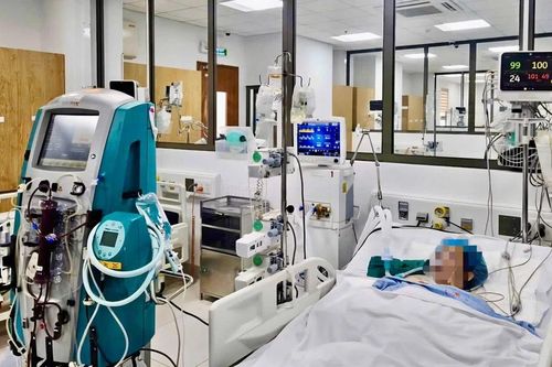 Bác sĩ cảnh báo nguy cơ ngộ độc trong kỳ nghỉ lễ