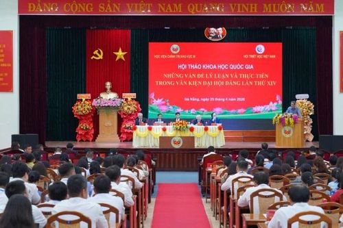 Làm sâu lý luận để không chậm nhịp thực tiễn