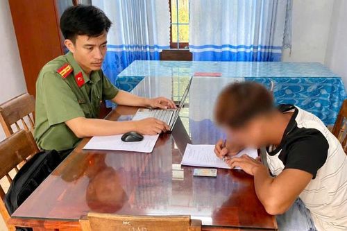 Răn đe trường hợp 'văng tục' trên mạng