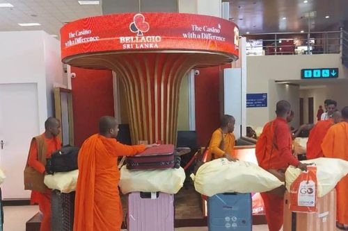 Sri Lanka bắt giữ 22 nhà sư vận chuyển 110 kg cần sa