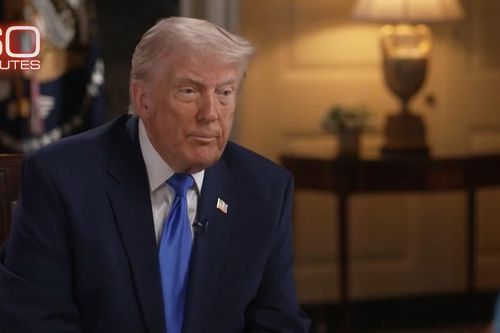 Ông Trump kể lại giây phút được mật vụ hộ tống rời tiệc tối ở Nhà Trắng