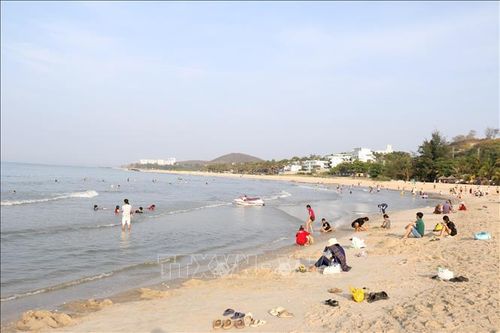 Khởi công chỉnh trang khu vực bãi biển đá Ông Địa