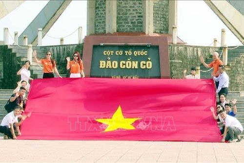Lan tỏa tinh thần yêu nước nơi tuyến đầu biển đảo