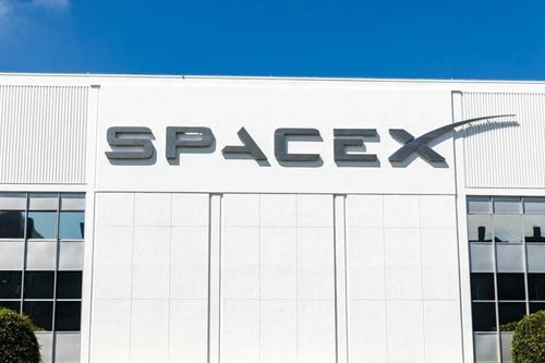 SpaceX tự sản xuất GPU: Bước đi chiến lược để làm chủ công nghệ chip AI và phần cứng