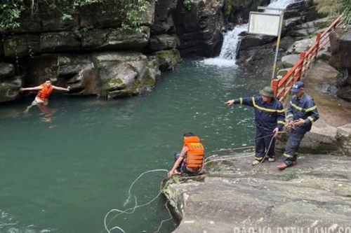 Tìm thấy thi thể nạn nhân bị đuối nước tại thác Bản Khiếng