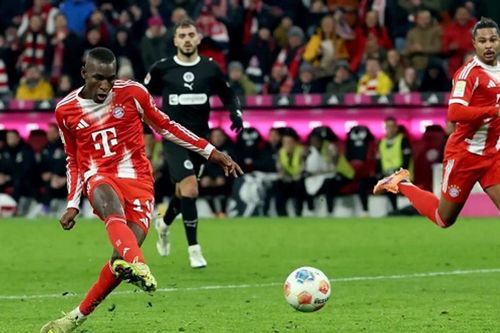 Chuyển nhượng sáng 27/4: Chelsea muốn tái hợp Conte, Newcastle săn đón Nicolas Jackson