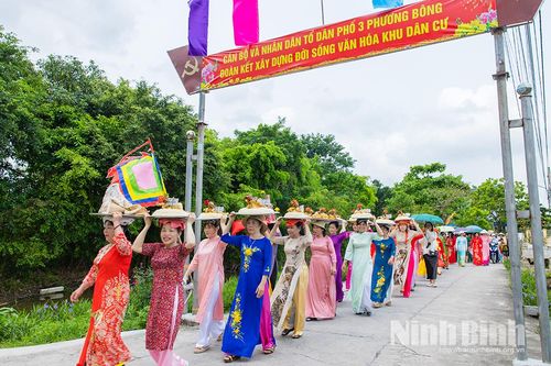 Lễ dâng hương tưởng niệm ngày mất Thánh Mẫu Trịnh Ngọc Đôi Công chúa