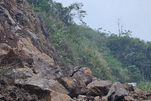 Tắc đường nhánh Vân Hồ - Quang Minh, xã Đoàn Kết, tỉnh Sơn La