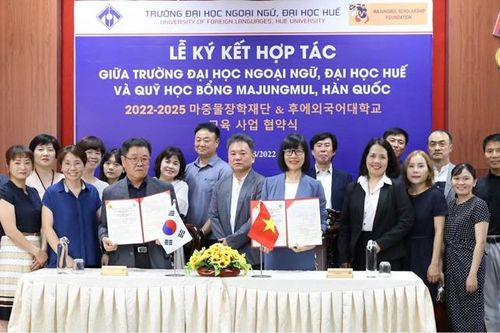 Xây dựng môi trường giáo dục hiện đại, hội nhập quốc tế