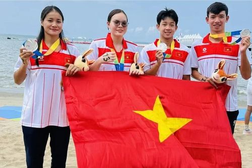 Bơi Việt Nam giành 2 HCB tại Đại hội Thể thao bãi biển châu Á