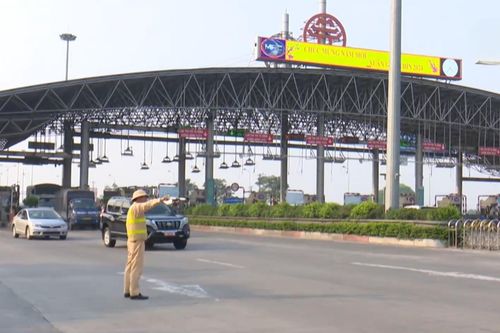 Hà Nội bảo đảm an toàn giao thông đón người dân quay trở lại sau nghỉ lễ