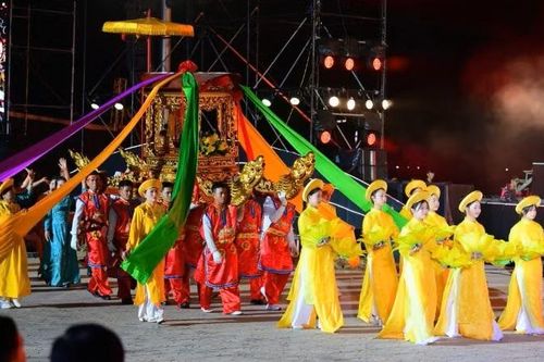 Khai mạc Festival Du lịch Cửa Lò năm 2026