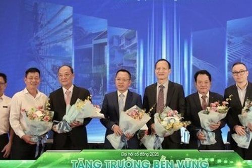 Đạt Phương đặt mục tiêu doanh thu 8.500 tỷ đồng năm 2026, mở rộng bất động sản và kính năng lượng