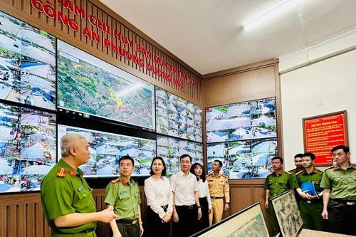 Ra mắt mô hình camera 'An ninh thông minh - Bình yên cuộc sống' và Trung tâm chỉ huy bản đồ số
