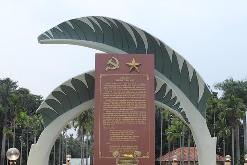 TP Hồ Chí Minh: Khu tưởng niệm Vườn Cau Đỏ thu hút giới trẻ dịp lễ 30/4