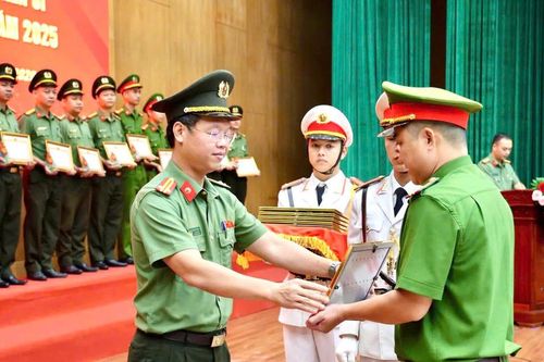 Công an Đà Nẵng ra mắt phần mềm 'Ngân hàng máu sống' ứng dụng AI