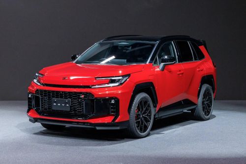 Doanh số toàn cầu của Toyota giảm tháng thứ hai liên tiếp