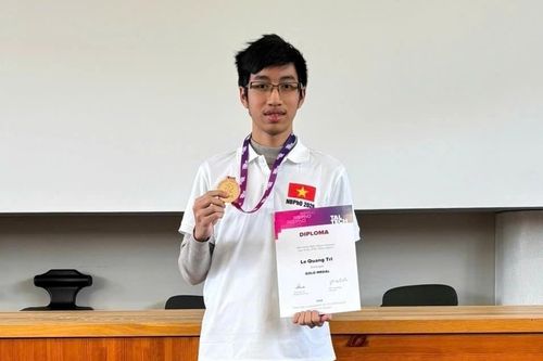Nam sinh Phổ thông Năng khiếu lọt tốp 5 Olympic Vật lý