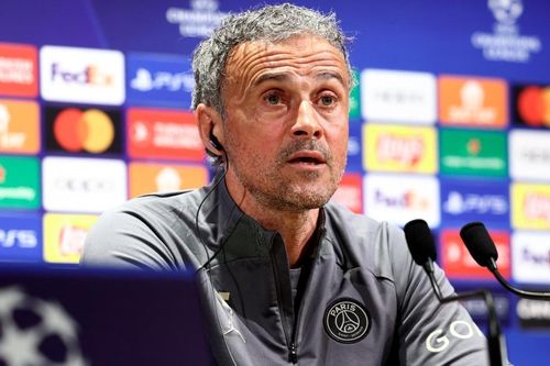 Luis Enrique tự mâu thuẫn trước Bayern Munich