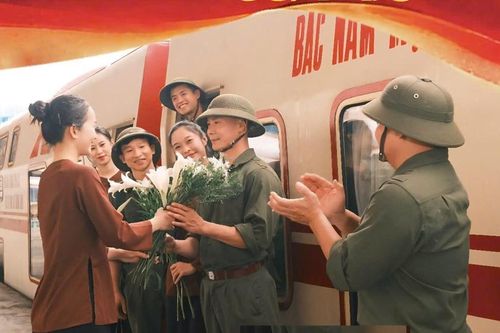 Ra mắt 'Chuyến tàu đoàn viên' tái hiện ký ức lịch sử dịp 30.4 – 1.5