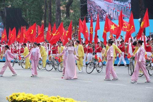 TP.HCM: Pháo hoa rực sáng nhiều điểm cùng các sự kiện hấp dẫn dịp 30.4 – 1.5