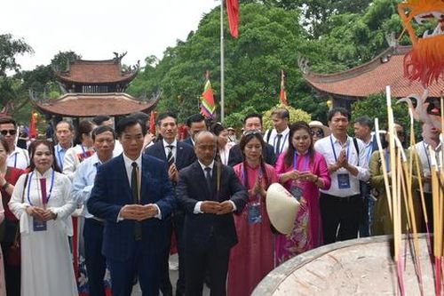 Kiều bào hướng về cội nguồn, bồi đắp sức mạnh đại đoàn kết dân tộc