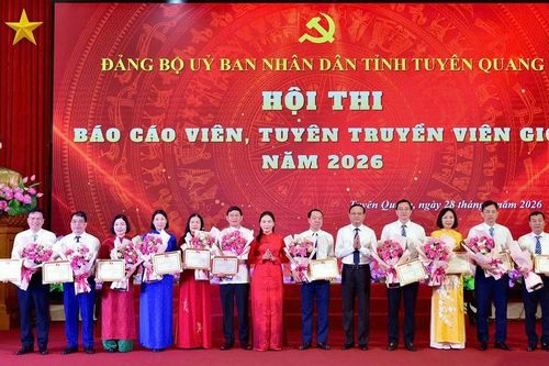 Góp phần tuyên truyền sâu rộng nghị quyết của Đảng vào thực tiễn đời sống
