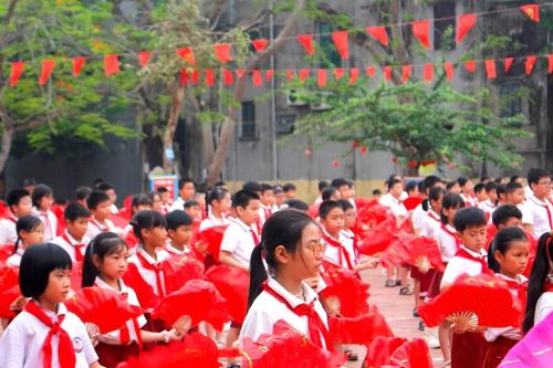 Hơn 250.000 học sinh tiểu học Hưng Yên đồng diễn nghệ thuật truyền thống