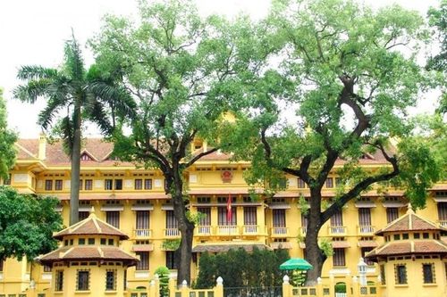 Bộ Ngoại giao thông tin và lấy ý kiến nhân dân đối với đề nghị xét tặng khen thưởng