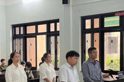 Sai phạm trong mua vaccine, cựu Giám đốc CDC Huế lĩnh án tù