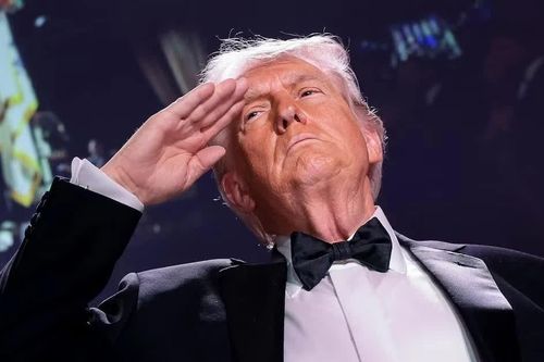 Tổng thống Mỹ Trump và chiến lược 'biến nguy thành cơ'
