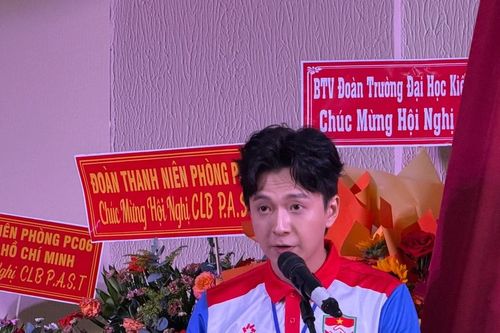 Ca sĩ Ngô Kiến Huy làm Phó Chủ nhiệm CLB tình nguyện 'Vì bình yên thành phố'