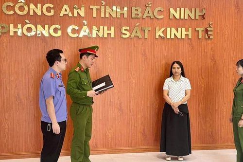 Thủ đoạn chiếm đoạt tiền ngân sách của nữ kế toán trung tâm dạy nghề