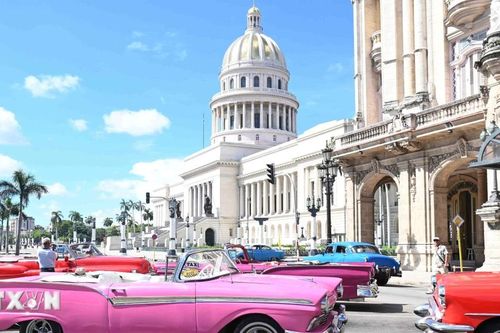 Xe ôtô cổ - một phần di sản văn hóa của Cuba