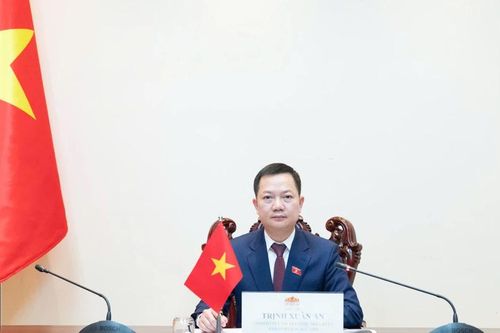 Đại diện Việt Nam đề xuất nhiều sáng kiến nhằm trao quyền cho thanh niên