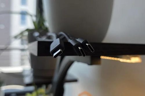 Làm thế nào để biết cáp USB có hỗ trợ sạc nhanh hay không?