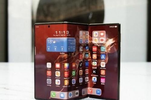 Huawei Mate XT 2 sẽ có pin lớn hơn, bản lề bền bỉ hơn