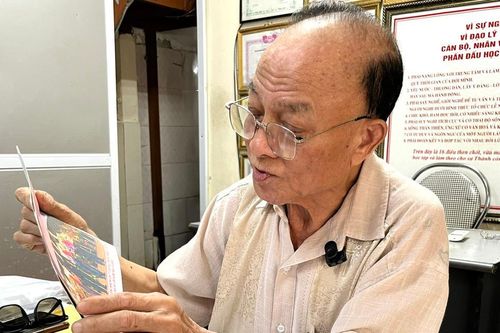 Người bền bỉ xây dựng 'địa chỉ đỏ' giáo dục truyền thống thế hệ trẻ