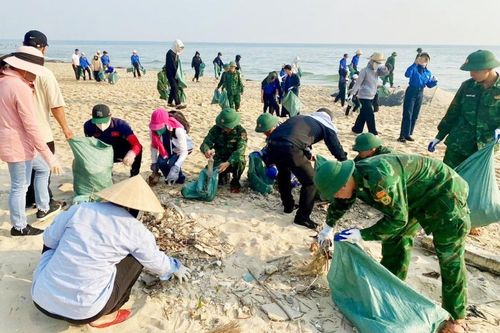 Thành phố Huế hướng tới mục tiêu đô thị 'không rác thải nhựa'