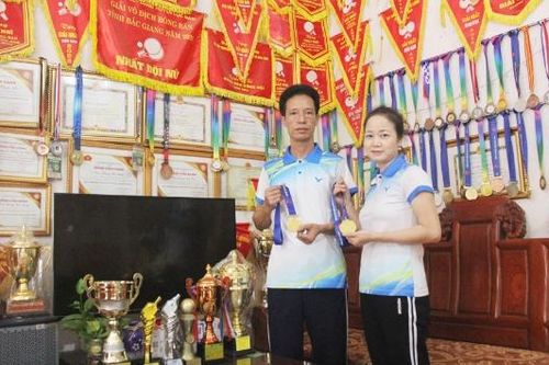 Gia đình chung nhịp bóng bàn