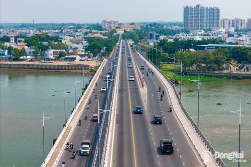 Lan tỏa niềm vui, tự hào về thành phố trẻ